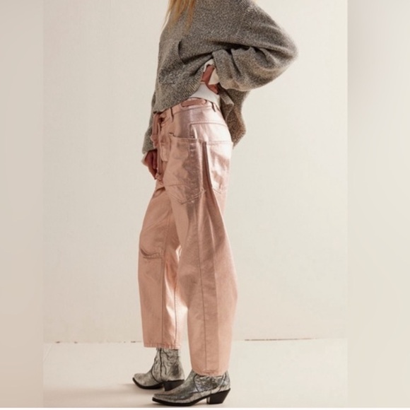 Free People Moxie Metallic Low-Slung Barrel Jeans Rope Tie Bubblegum Rose 25 NEW - Picture 2 of 5
